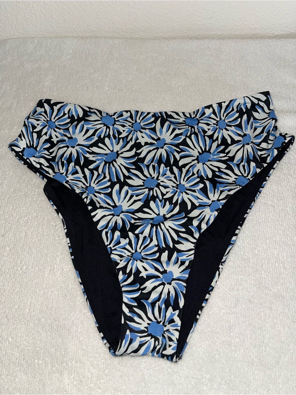 CUUP Daisy Bikini Bottoms - NWOT - CUUP SIZING 3